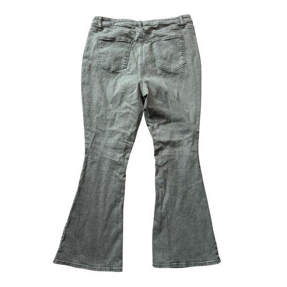 ARULA women's flare Jeans, size 14, stretchy & comfy, Green/Olive/Gray - Picture 2 of 9